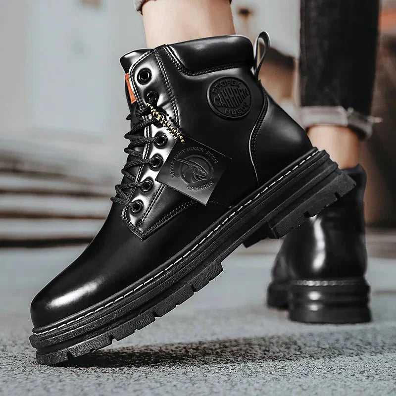 Bota Coturno Masculina - Durabilidade e Estilo