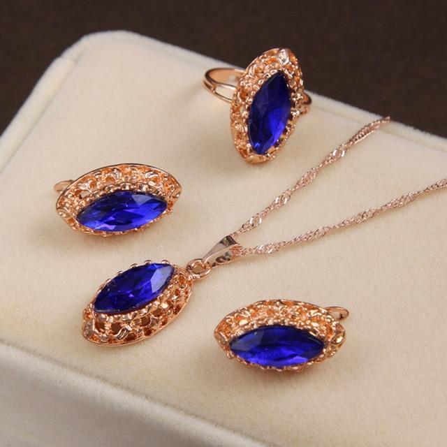 Conjunto de Jóias Colar Brinco e Anel