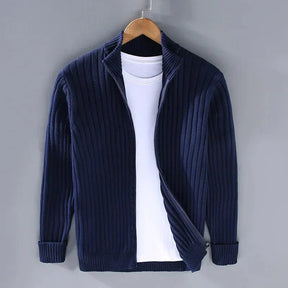Cardigan Masculino com Zíper e Gola Alta - Outono/Inverno 2024